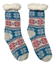 Cargar imagen en el visor de la galería, Calceta Navideña Con Borrega Y Antiderrapante Para Mujer
