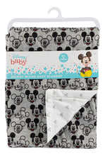 Cargar imagen en el visor de la galería, Cobija Polar Para Bebe De Mickey O Minnie Mouse